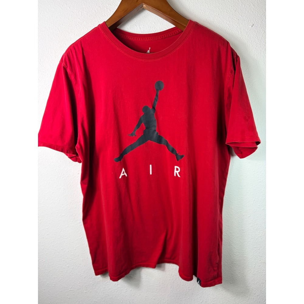 Vintage Jordan Men T-Shirt Red XXL Jumpman Air Graphic Short Sleeve 90's Casual